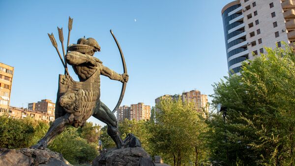 Памятник Айку Наапету - Sputnik Армения