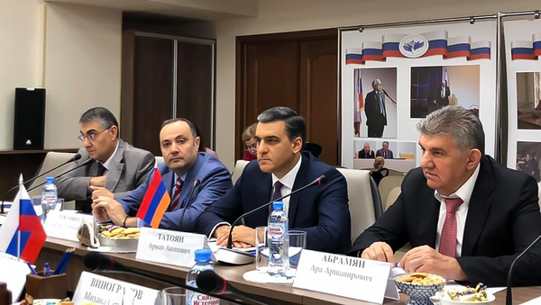 Омбудсмен Арман Татоян на встрече с российской коллегой (16 августа 2019). Москвa - Sputnik Армения