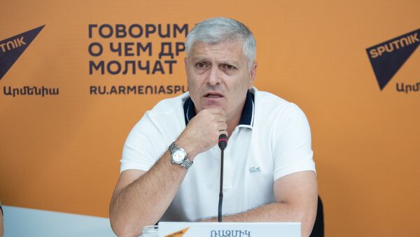 Размик Григорян - Sputnik Արմենիա