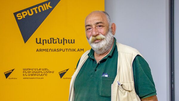 Баграт Эстукян - Sputnik Արմենիա