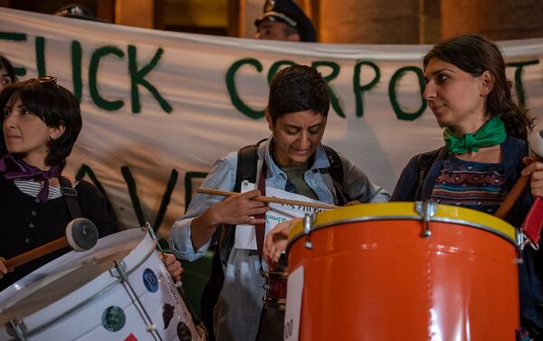 Акция протеста против эксплуатации Амулсара перед Домом правительства (11 сентября 2019). Еревaн Акция протеста против эксплуатации Амулсара перед Домом правительства (11 сентября 2019). Еревaн - Sputnik Армения