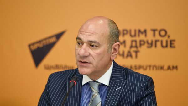 Артур Ованнисян на пресс-конференции в мультимедийном пресс-центре Sputnik Армения (17 сентября 2019). Еревaн - Sputnik Արմենիա
