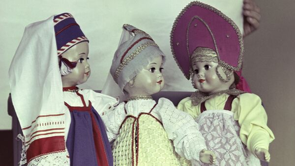 Куклы в национальных костюмах - Sputnik Армения