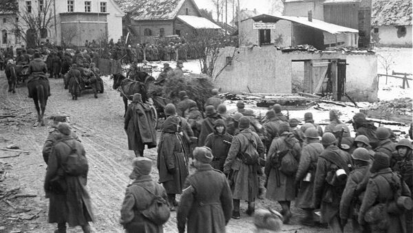 Бойцы 11-й гвардейской армии после штурма Кёнигсберга - Sputnik Армения