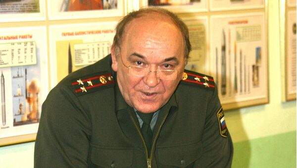 Российский эксперт, военный обозреватель газеты Комсомольская правда, полковник Виктор Баранец  - Sputnik Армения