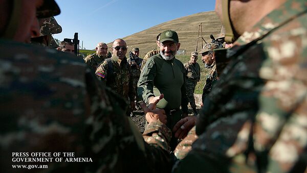 Премьер-министр Никол Пашинян посетил военные учения (28 сентября 2019). Армения - Sputnik Արմենիա
