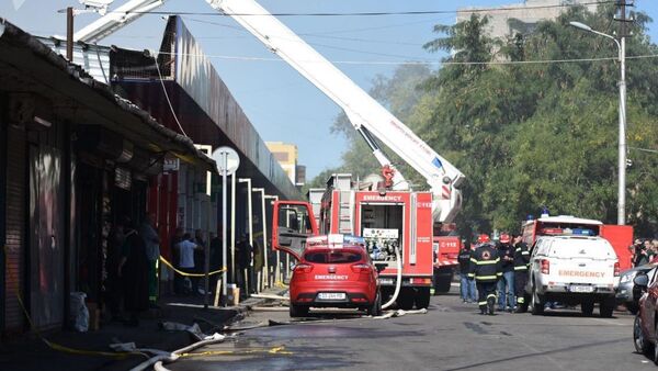 Пожар в торговом центре Терги в Тбилиси - Sputnik Արմենիա