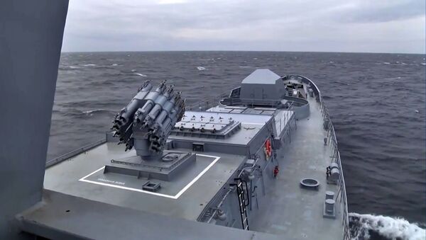 Ракеты Калибр успешно поразили мишени после пуска с подводной лодки Колпино - Sputnik Армения