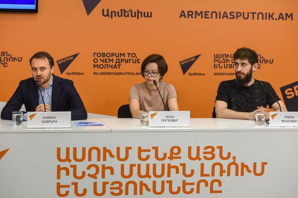 Ինչպես լինել հարուստ և երջանիկ. հայ դպրոցականներին ցույց կտան VR/AR հնարավորությունները Ինչպես լինել հարուստ և երջանիկ. հայ դպրոցականներին ցույց կտան VR/AR հնարավորությունները - Sputnik Արմենիա