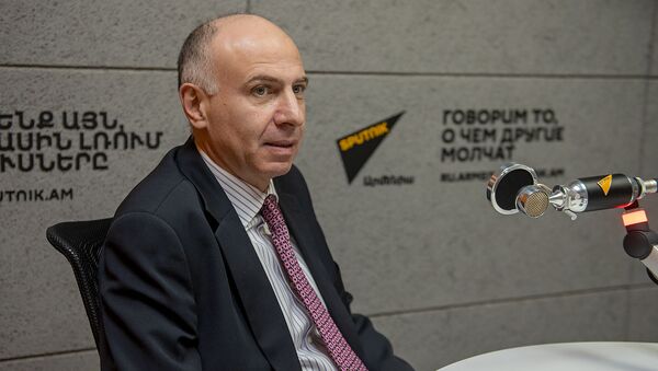 Директор Республиканского центра по профилактике СПИДа Самвел Григорян - Sputnik Армения
