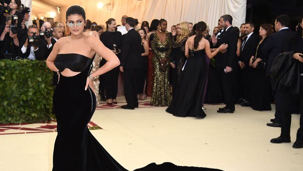 Американская модель Кайли Дженнер на Met-Gala (7 мая 2018). Нью-Йорк - Sputnik Армения