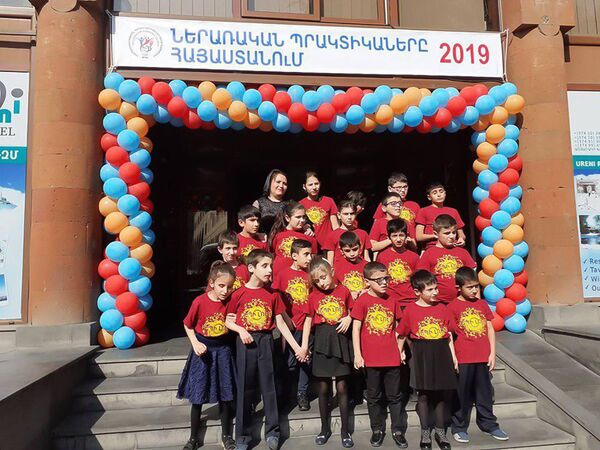 Увидеть истинную красоту мира, или Как в Армении слепые открывают глаза зрячим Увидеть истинную красоту мира, или Как в Армении слепые открывают глаза зрячим - Sputnik Армения