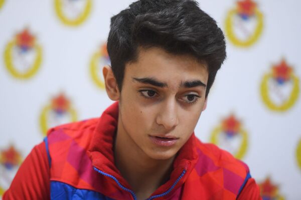 «Փորձել եմ ոչ մեկին չնմանվել». անկեղծ զրույց 16-ամյա գեղասահորդ Արթուր Դանիելյանի հետ «Փորձել եմ ոչ մեկին չնմանվել». անկեղծ զրույց 16-ամյա գեղասահորդ Արթուր Դանիելյանի հետ - Sputnik Արմենիա