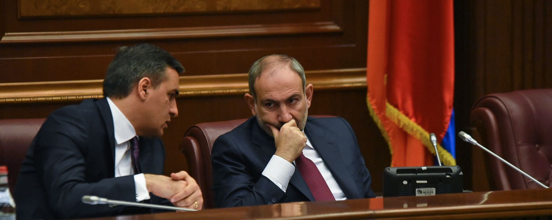 Премьер-министр Никол Пашинян и омбудсмен Арман Татоян на Международной конференции, посвященной 15-летию офиса омбудсмена в Армении (26 ноября 2019). Еревaн - Sputnik Արմենիա, 1920, 17.06.2021