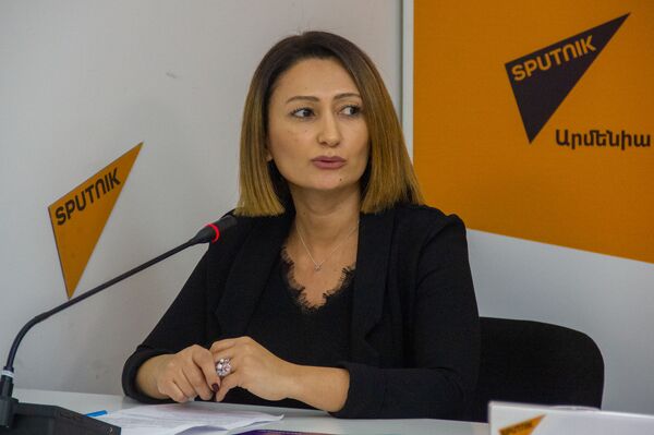 Есть толму и не толстеть: Мисс Ереван сказала, как победила в конкурсе без купальников Есть толму и не толстеть: Мисс Ереван сказала, как победила в конкурсе без купальников - Sputnik Армения