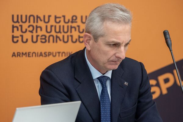 А1+ подаст на правительство в суд и попытается заполучить частоту телекомпании Кентрон А1+ подаст на правительство в суд и попытается заполучить частоту телекомпании Кентрон - Sputnik Армения