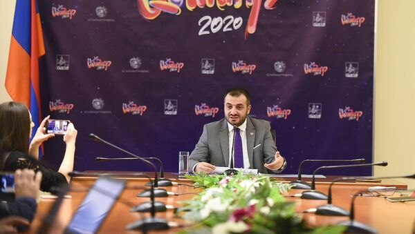 Пресс-конференция вице-мэра Еревaна Тиграна Вирабяна (11 декабря 2019). Еревaн - Sputnik Արմենիա