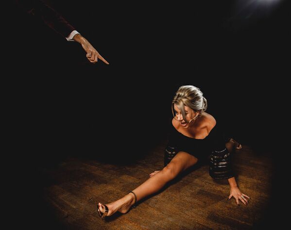 Снимок британского фотографа Ben Appleby, ставший финалистом в категории DANCE FLOOR в конкурсе 2019 International Wedding Photographer of the Year Снимок британского фотографа Ben Appleby, ставший финалистом в категории DANCE FLOOR в конкурсе 2019 International Wedding Photographer of the Year - Sputnik Армения