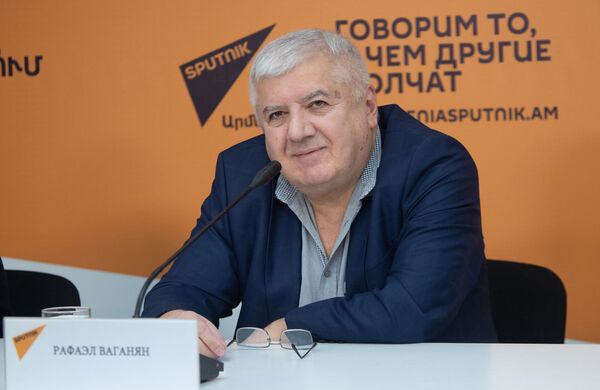Петросян В Лифте После Нового Года Петросян В Лифте После Нового Года