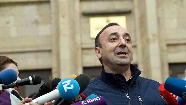 Председатель Конституционного суда Грайр Товмасян после допроса встретился с журналистами (27 декабря 2019). Еревaн - Sputnik Արմենիա