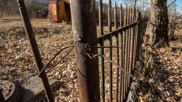 Железный забор  - Sputnik Армения