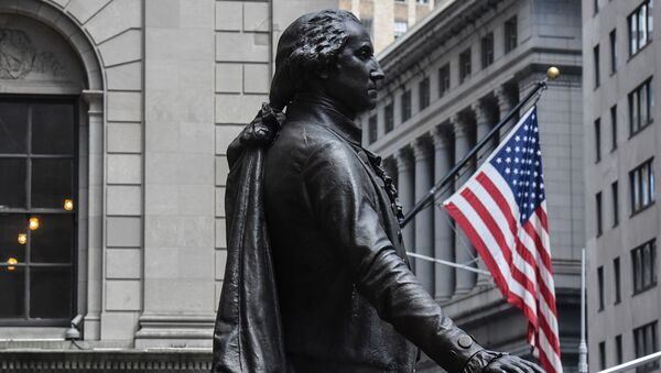 Статуя Джорджа Вашингтона возле здания Нью-Йоркской фондовой биржи на Уолл-Стрит - Sputnik Արմենիա