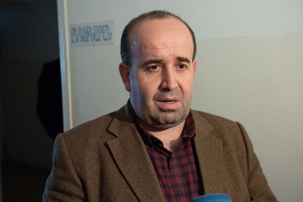 Главное – забота о социально уязвимых: в Шираке не просто закрывают путь коронавирусу Главное – забота о социально уязвимых: в Шираке не просто закрывают путь коронавирусу - Sputnik Армения
