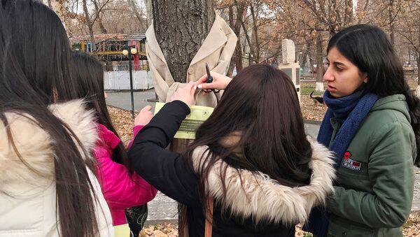 Акция Подарим тепло в Детском парке - Sputnik Армения