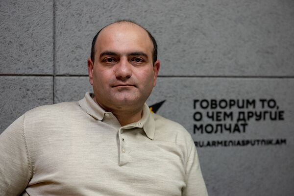 Կորոնավիրուսը չի նահանջում, գները շարունակում են աճել, կանխատեսումները ևս լավատեսական չեն Կորոնավիրուսը չի նահանջում, գները շարունակում են աճել, կանխատեսումները ևս լավատեսական չեն - Sputnik Արմենիա