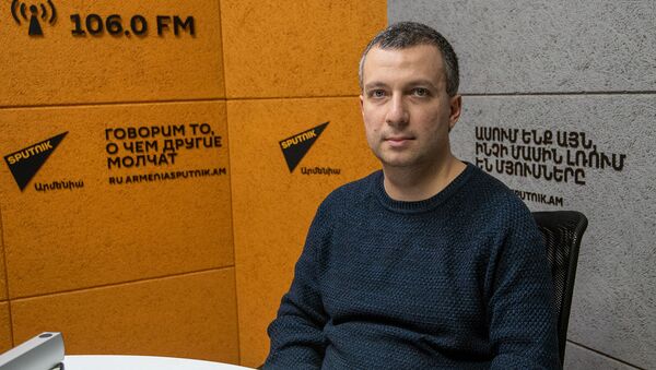 Исполнительный директор Ассоциации политической науки Армении Бениамин Погосян - Sputnik Արմենիա