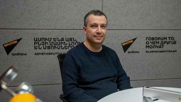 Исполнительный директор Ассоциации политической науки Армении Бениамин Погосян - Sputnik Արմենիա