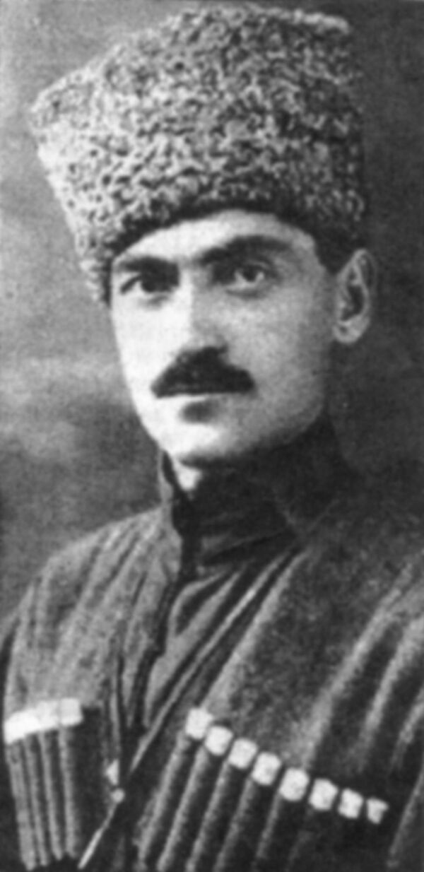 «Թե չլիներ կինն ու...». ի՞նչն է ստիպել հաջողակ հայ հետախույզին դավաճանել հայրենիքը «Թե չլիներ կինն ու...». ի՞նչն է ստիպել հաջողակ հայ հետախույզին դավաճանել հայրենիքը - Sputnik Արմենիա