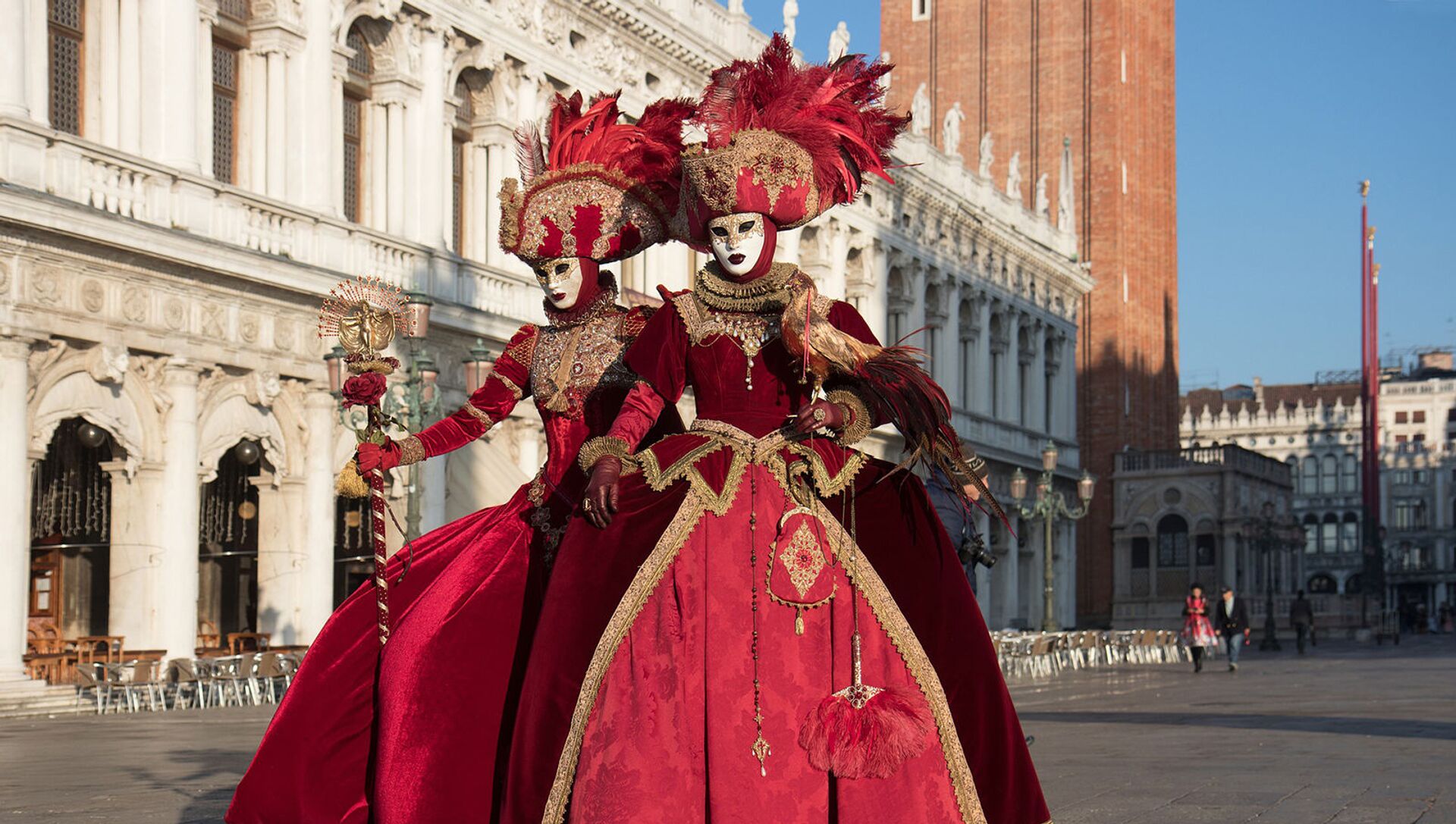  Участники венецианского карнавала в костюмах и масках - Sputnik Армения, 1920, 15.05.2021