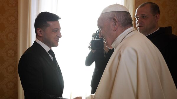 Папа Римский Франциск встретился с президентом Украины Владимиром Зеленским во время частной аудиенции (8 февраля 2020). Ватикан - Sputnik Армения