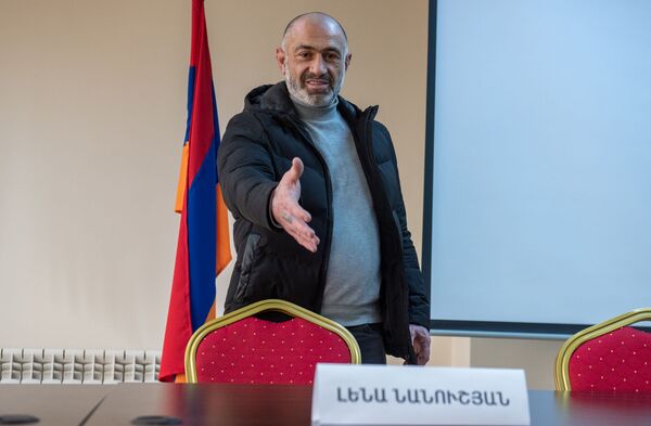 Չեմ ուզում գողեգող գնալ դեղս ստանալու. ՄԻԱՎ–ով ապրողներին սարսափեցրել է գործադիրի որոշումը Չեմ ուզում գողեգող գնալ դեղս ստանալու. ՄԻԱՎ–ով ապրողներին սարսափեցրել է գործադիրի որոշումը - Sputnik Արմենիա