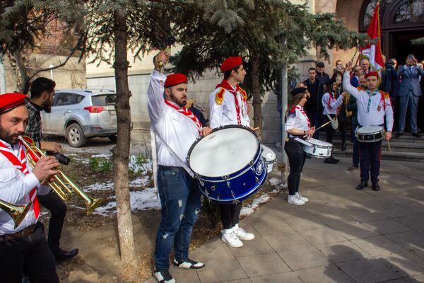 Шукран, Сирия! - в Армении шествием поблагодарили Сирию за признание Геноцида армян Шукран, Сирия! - в Армении шествием поблагодарили Сирию за признание Геноцида армян - Sputnik Армения