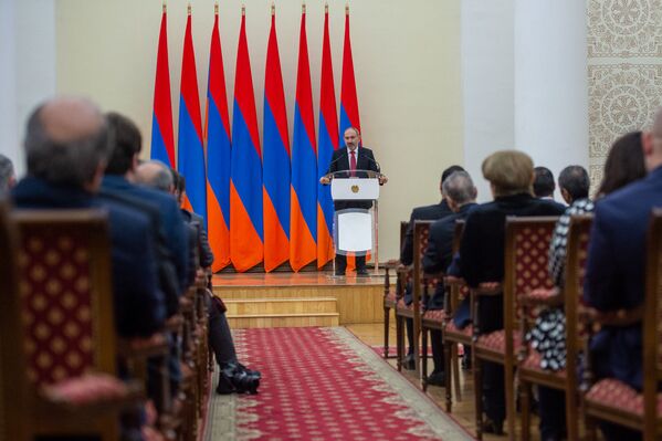ՀՀ վարչապետ Նիկոլ Փաշինյանը` լավագույն մարզիկների պարգևատրման արարողությանը ՀՀ վարչապետ Նիկոլ Փաշինյանը` լավագույն մարզիկների պարգևատրման արարողությանը - Sputnik Արմենիա