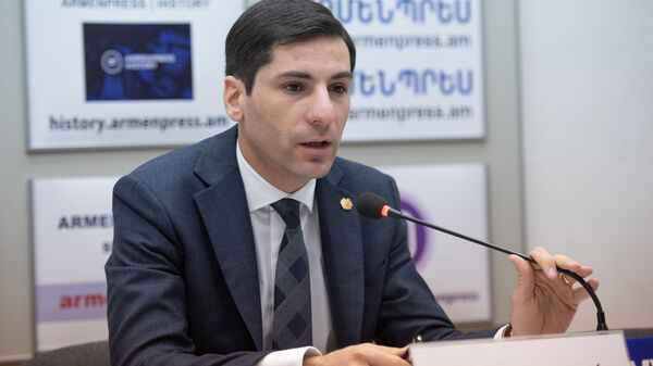 Пресс-конференция губернатора Араратской области Гарика Саркисяна (26 февраля 2020). Еревaн - Sputnik Армения