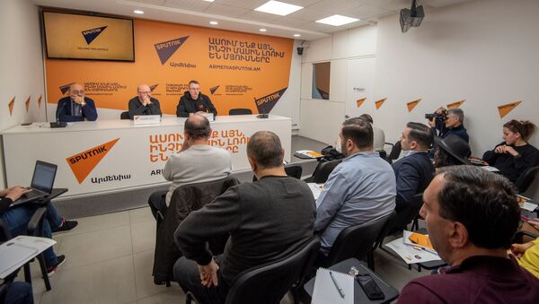 Учебный модуль SputnikPro в мультимедийном пресс-центре Sputnik Армения (27 февраля 2020). Еревaн - Sputnik Արմենիա