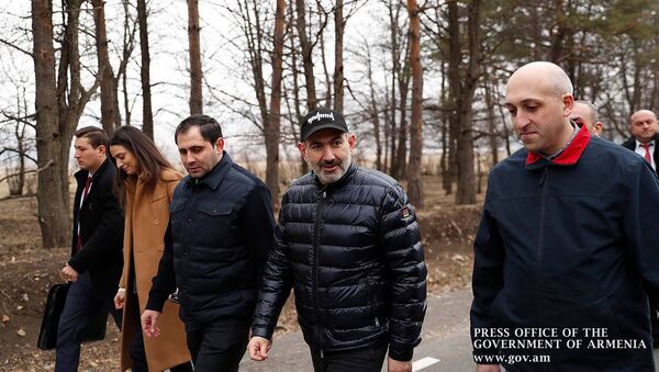Премьер-министр Никол Пашинян посетил Лорийскую область (8 марта 2020). Гюлагарак - Sputnik Армения