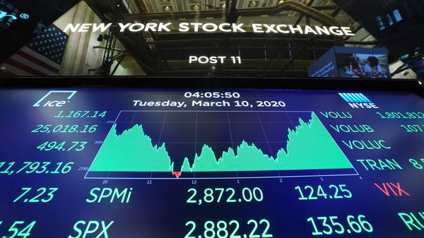Табло с индексами котировок в зале Нью-Йоркской фондовой биржи (10 марта 2020). - Sputnik Армения