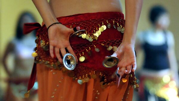 Класс танца живота в Индонезии - Sputnik Армения
