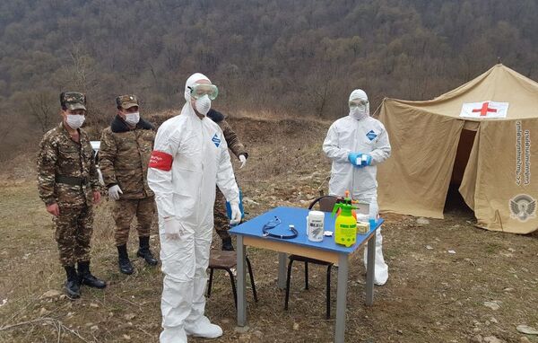 В армянской армии нет ни одного случая заражения коронавирусом – Минобороны В армянской армии нет ни одного случая заражения коронавирусом – Минобороны - Sputnik Армения