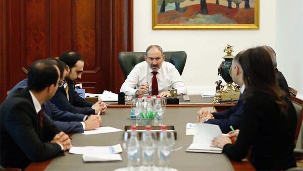 Совещание во главе с премьер-министром - Sputnik Армения