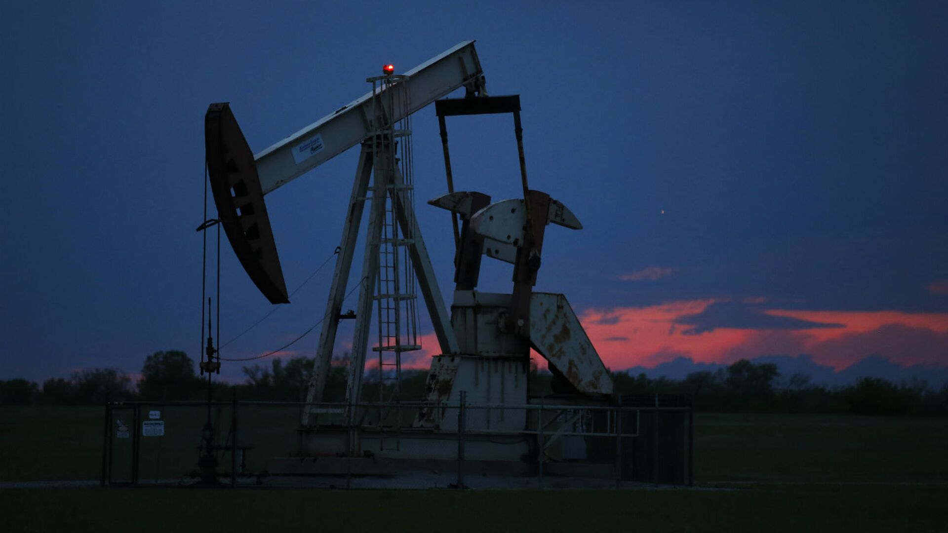 Нефтяная качалка в Оклахома-Сити - Sputnik Армения, 1920, 01.06.2021