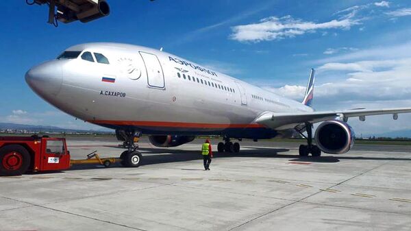 Специальным рейсом из Еревана в Россию вернулись 123 российских гражданина (27 апреля 2020). Еревaн - Sputnik Արմենիա