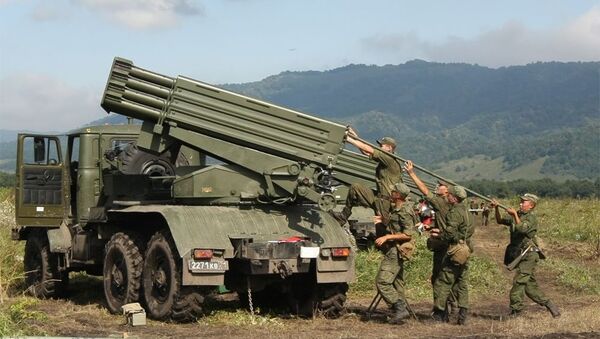 Артиллеристы ЮВО в проведут стрельбы РСЗО Град горах Армении - Sputnik Армения