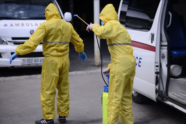 Премьера песни Спасибо: звезды армянского шоу-бизнеса поблагодарили врачей – видео Премьера песни Спасибо: звезды армянского шоу-бизнеса поблагодарили врачей – видео - Sputnik Армения