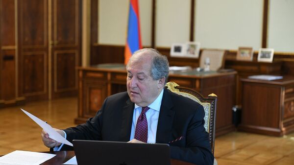 Президент Армении Армен Саркисян (30 апреля 2020). Еревaн - Sputnik Армения