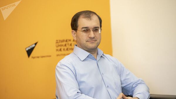 Член экспертного совета при МИД Южной Осетии Юрий Вазагов - Sputnik Армения